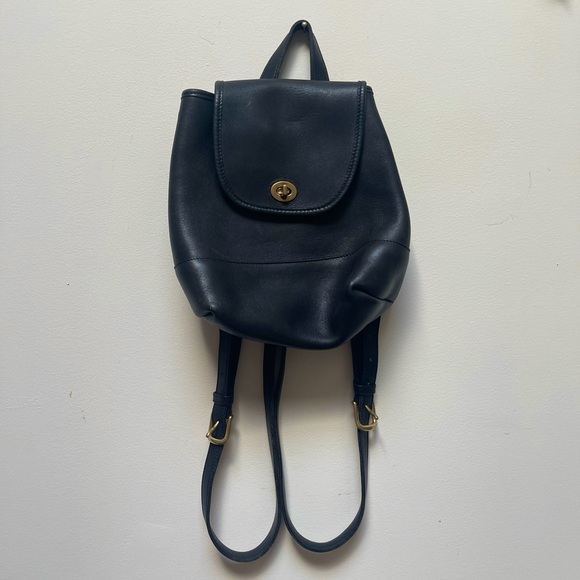 Vintage Leather Coach Mini Backpack drawstring bag with brass hardware circa ‘97 - Picture 1 of 11